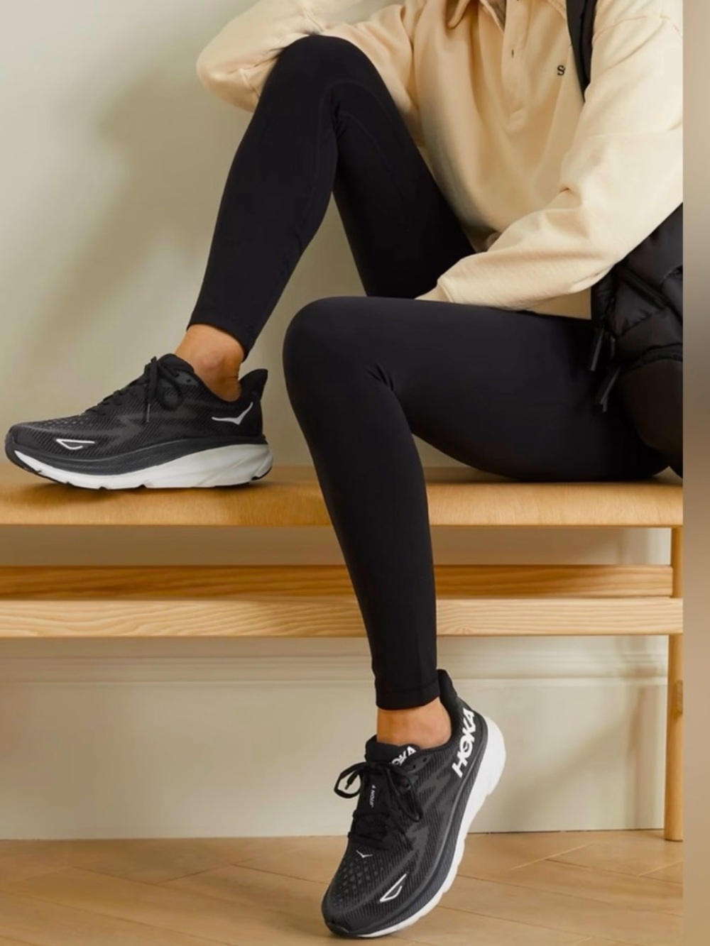 HOKA ONE ONE Clifton 8 Black and White Size 9B